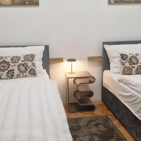 Doma Apartman